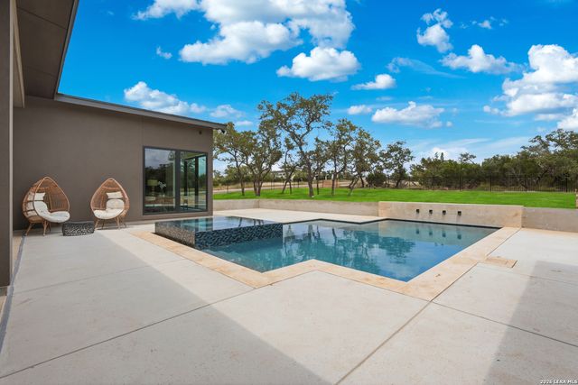 200 Easy Money, Boerne, TX 78006