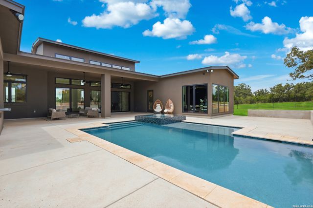 200 Easy Money, Boerne, TX 78006