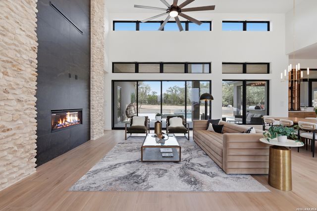 200 Easy Money, Boerne, TX 78006