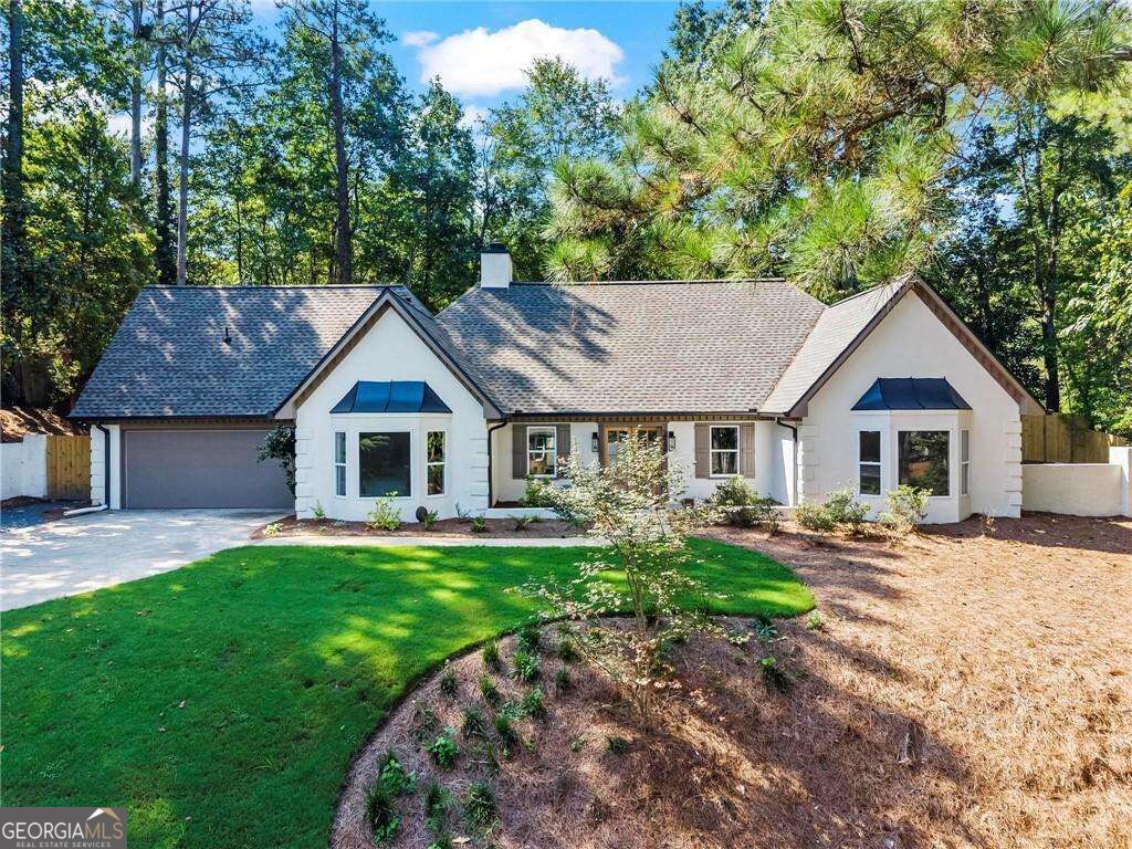 2552 Hollycreek Drive NE, Marietta, GA 30062 — exterior