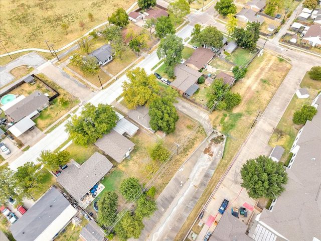 812 W Grubb Drive, Mesquite, TX 75149