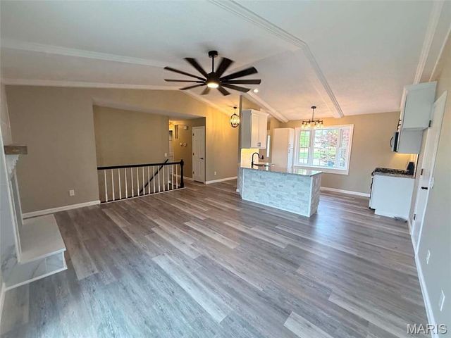 1068 Apricot Drive, St Charles, MO 63301