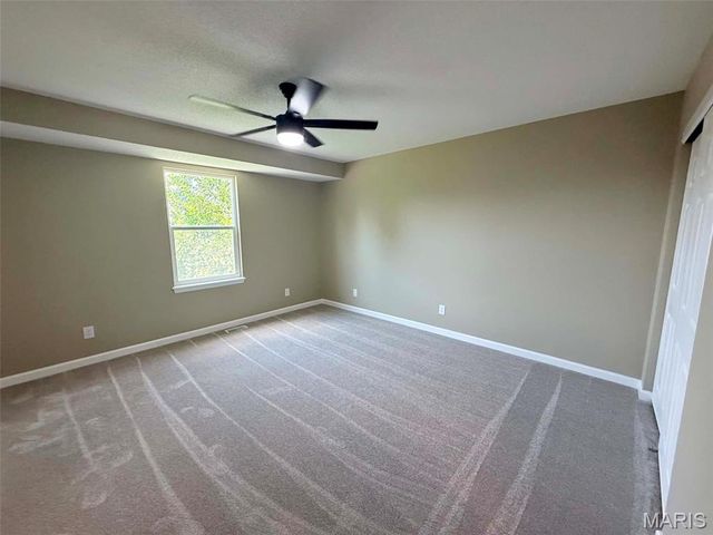 1068 Apricot Drive, St Charles, MO 63301