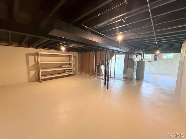 1068 Apricot Drive, St Charles, MO 63301