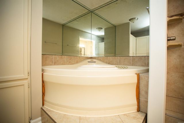 10 Willow Oak Loop, Maumelle, AR 72113