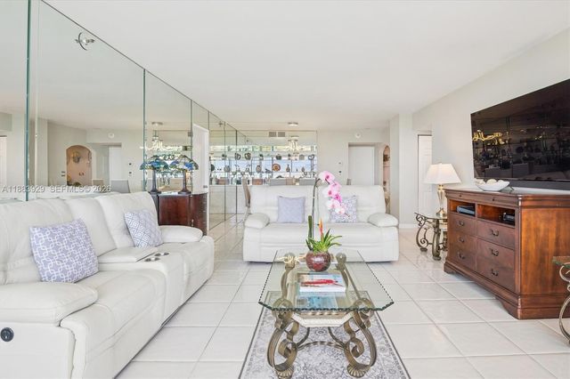 20355 NE 34th Court 2326, Aventura, FL 33180