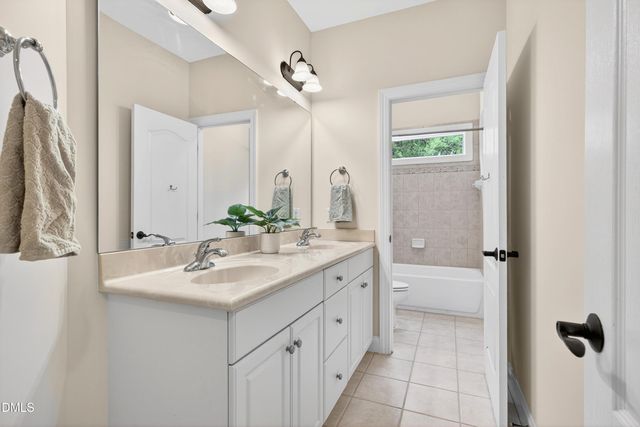1113 Carpenter Town Lane, Cary, NC 27519