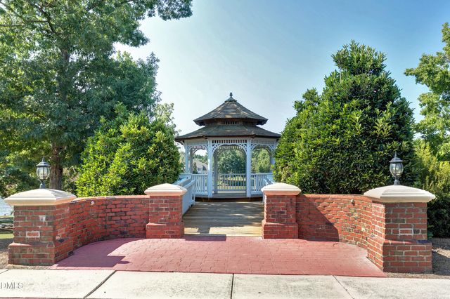 1113 Carpenter Town Lane, Cary, NC 27519