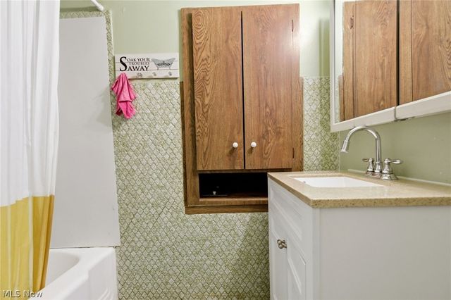 1934 Beverly Hills Drive, Euclid, OH 44117