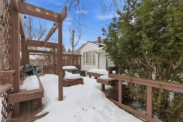 1934 Beverly Hills Drive, Euclid, OH 44117