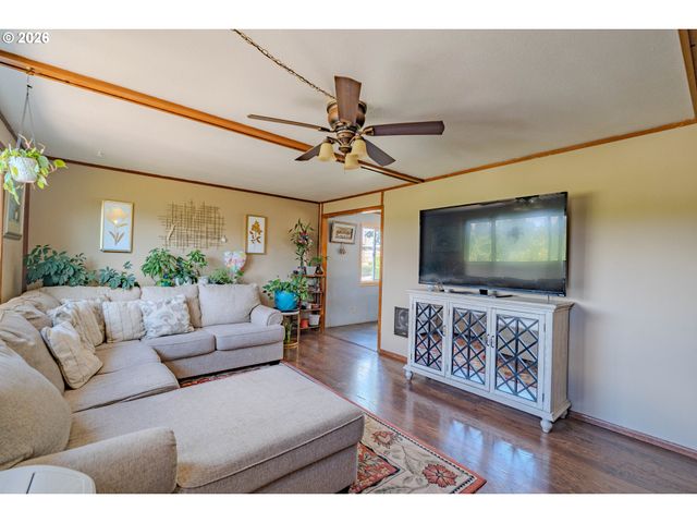 2015 Se 283RD Ave, Camas, WA 98607
