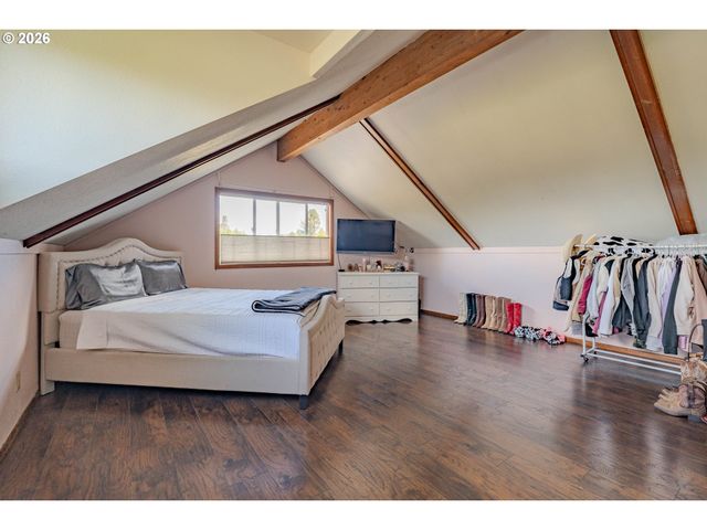 2015 Se 283RD Ave, Camas, WA 98607