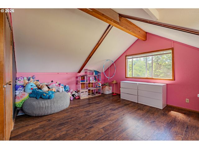2015 Se 283RD Ave, Camas, WA 98607