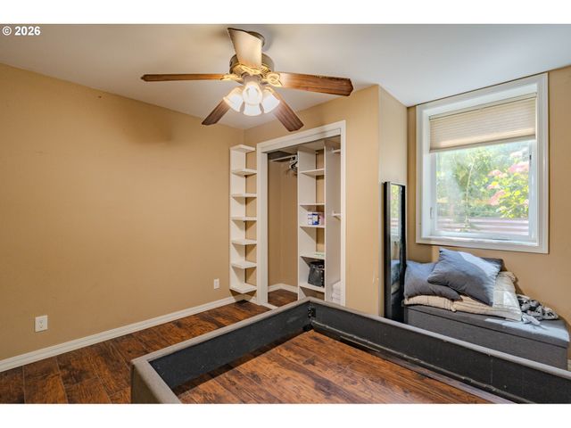 2015 Se 283RD Ave, Camas, WA 98607