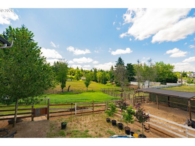 2015 Se 283RD Ave, Camas, WA 98607
