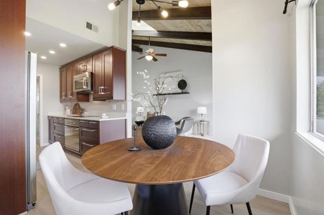 255 S Rengstorff Avenue 2, Mountain View, CA 94040