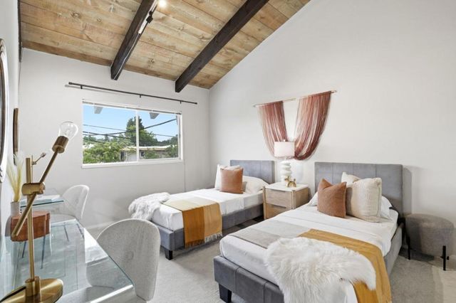 255 S Rengstorff Avenue 2, Mountain View, CA 94040