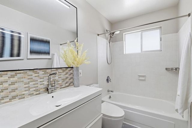 255 S Rengstorff Avenue 2, Mountain View, CA 94040