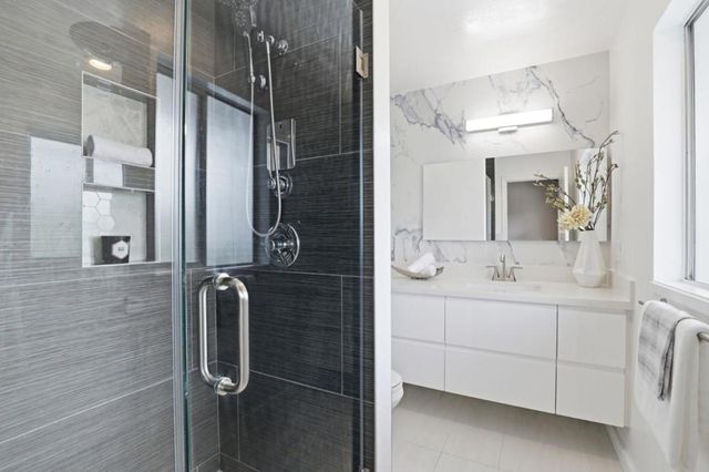 255 S Rengstorff Avenue 2, Mountain View, CA 94040