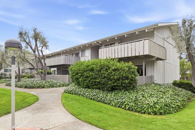 255 S Rengstorff Avenue 2, Mountain View, CA 94040