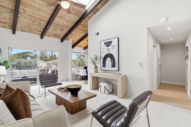 255 S Rengstorff Avenue 2, Mountain View, CA 94040
