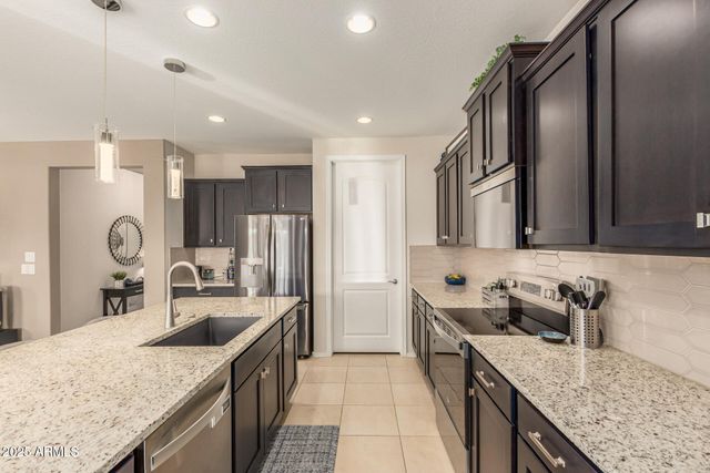 26971 W ADAM Avenue, Buckeye, AZ 85396