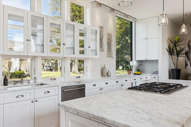 4153 Oberlin Street, Houston, TX 77005