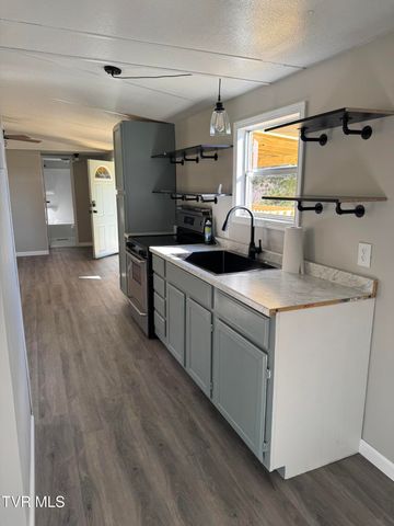 130 Lewis Blevins Road, Elizabethton, TN 37643