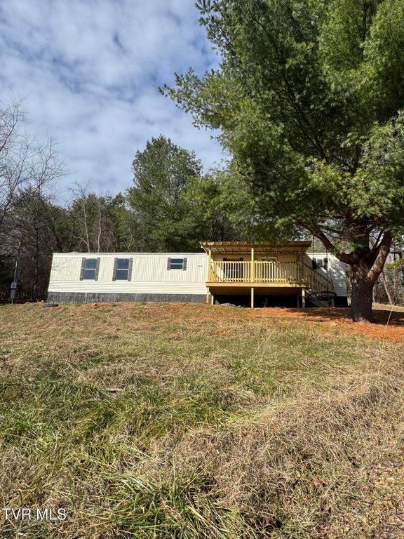 130 Lewis Blevins Road, Elizabethton, TN 37643