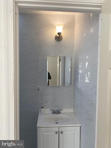 5917 SPRINGFIELD AVE, Philadelphia, PA 19143