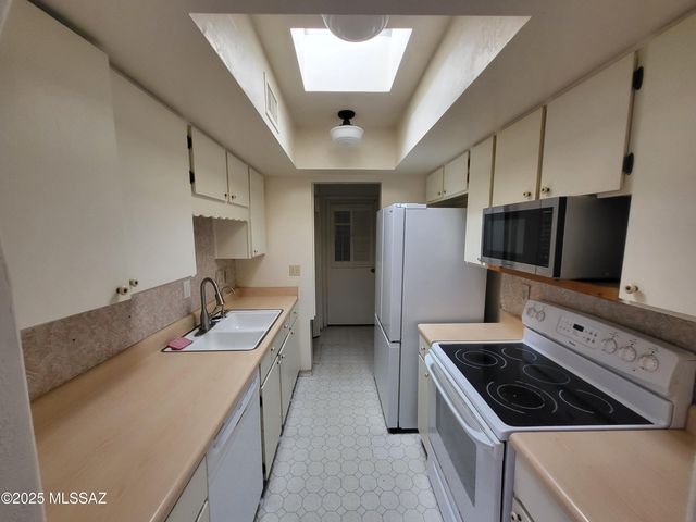 237 N Calle Del Diablo, Green Valley, AZ 85614