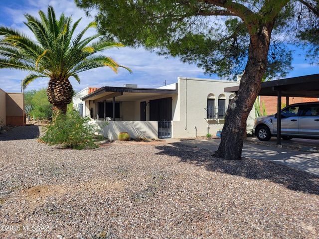 237 N Calle Del Diablo, Green Valley, AZ 85614