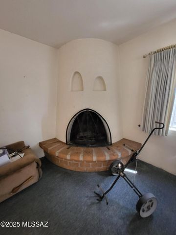 237 N Calle Del Diablo, Green Valley, AZ 85614