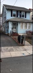 1042 18th Ave, Newark City, NJ 07106