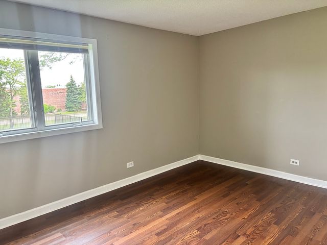 13200 W Heiden Circle 2209, Lake Bluff, IL 60044