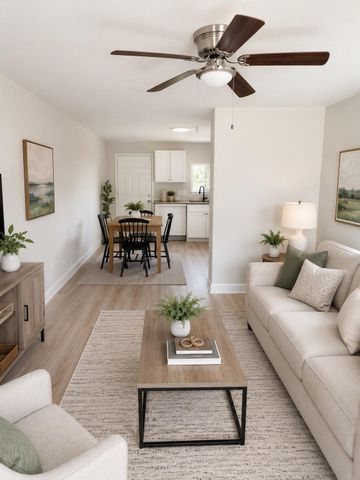 106 S 6th Street B, Highlands, TX 77562
