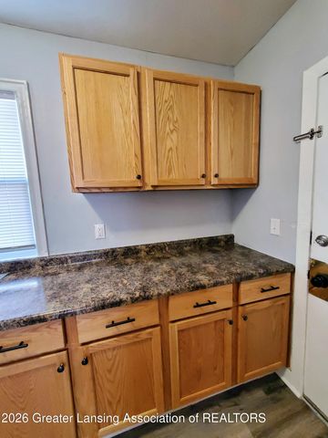 144 E Barnes Avenue, Lansing, MI 48910