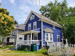 144 E Barnes Avenue, Lansing, MI 48910