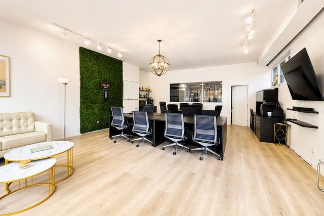 3756 N Ashland Avenue SF, Chicago, IL 60613