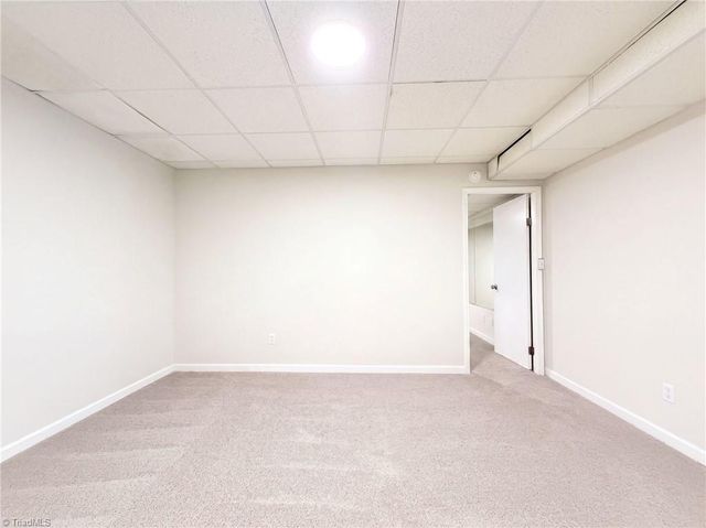 200 Ridgelea Court, Winston-salem, NC 27104