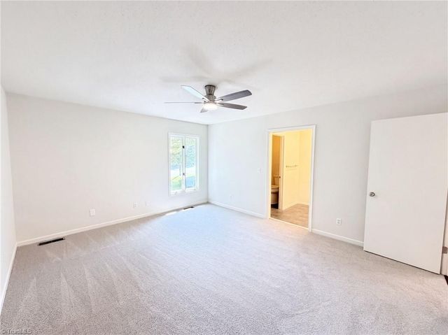 200 Ridgelea Court, Winston-salem, NC 27104