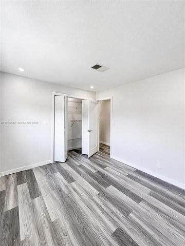 6601 NW 9th Street, Plantation, FL 33317