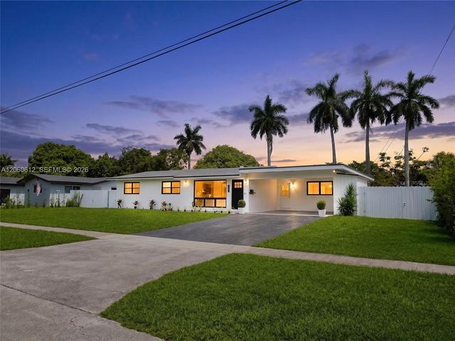 6601 NW 9th Street, Plantation, FL 33317