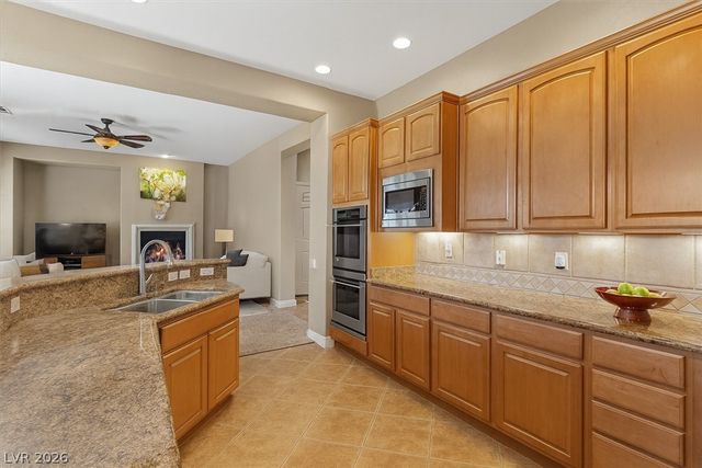 7418 Bugler Swan Way, North Las Vegas, NV 89084