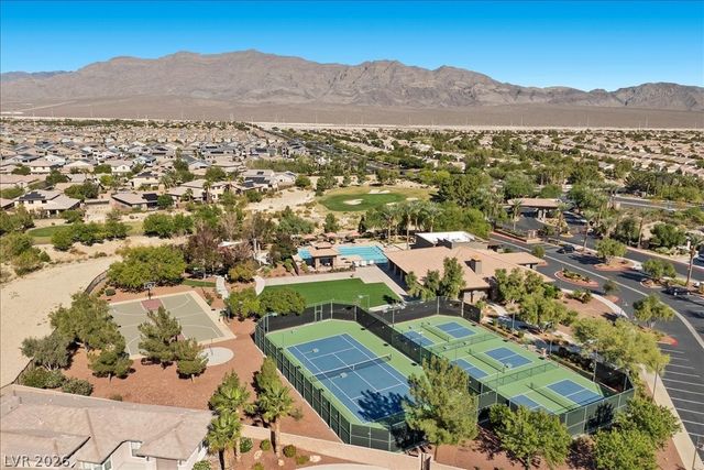 7418 Bugler Swan Way, North Las Vegas, NV 89084