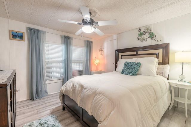 109 DOUGLAS STREET, Edgewater, FL 32141