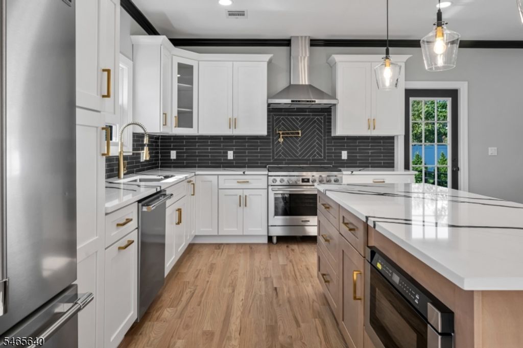 31 Bogert St, Totowa Boro, NJ 07512 — photo 4