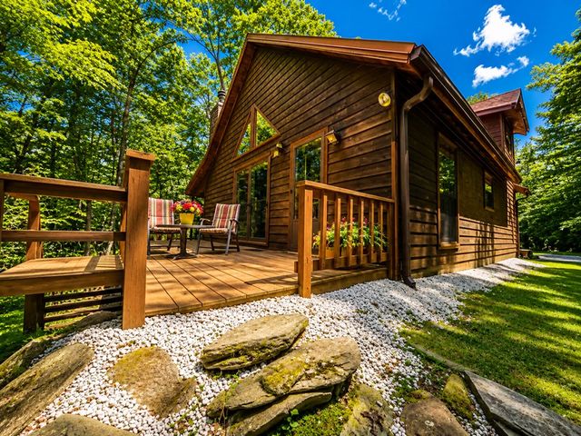 550 Ross Road, Mineral Bluff, GA 30559