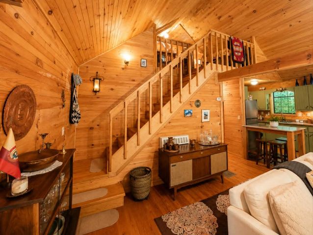 550 Ross Road, Mineral Bluff, GA 30559
