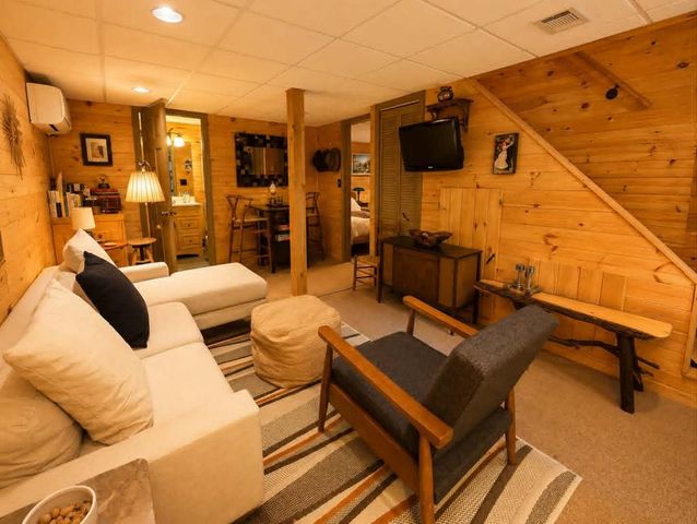 550 Ross Road, Mineral Bluff, GA 30559
